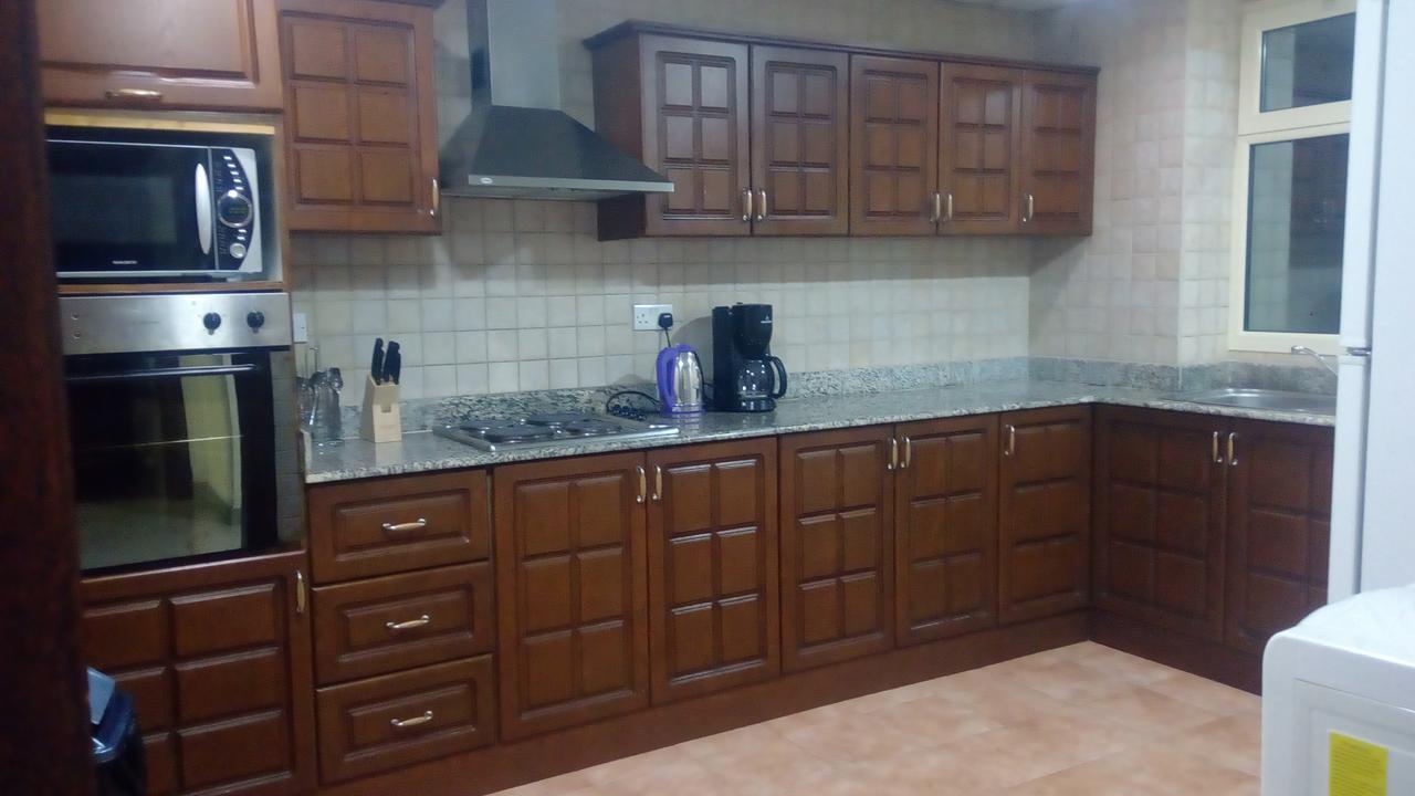 Zubara Plaza II Apartman Manáma Kültér fotó