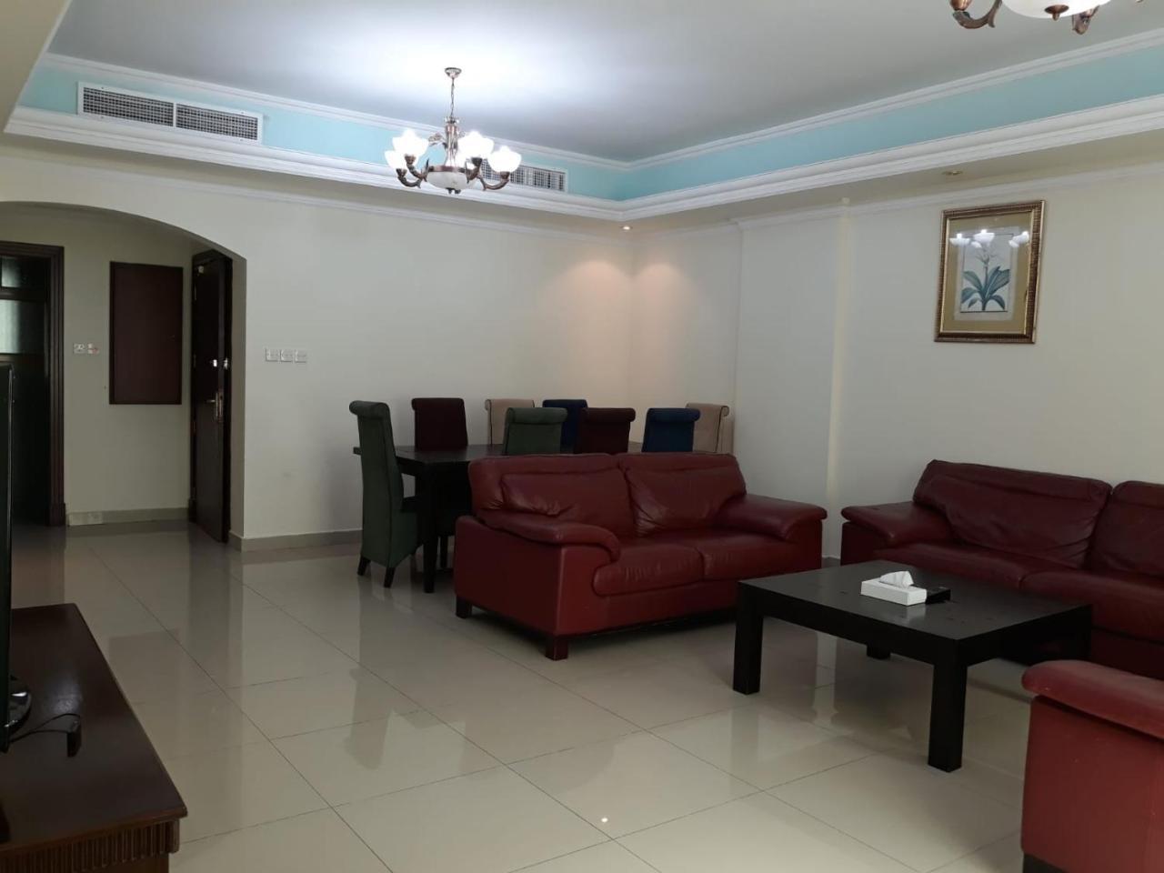 Zubara Plaza II Apartman Manáma Kültér fotó